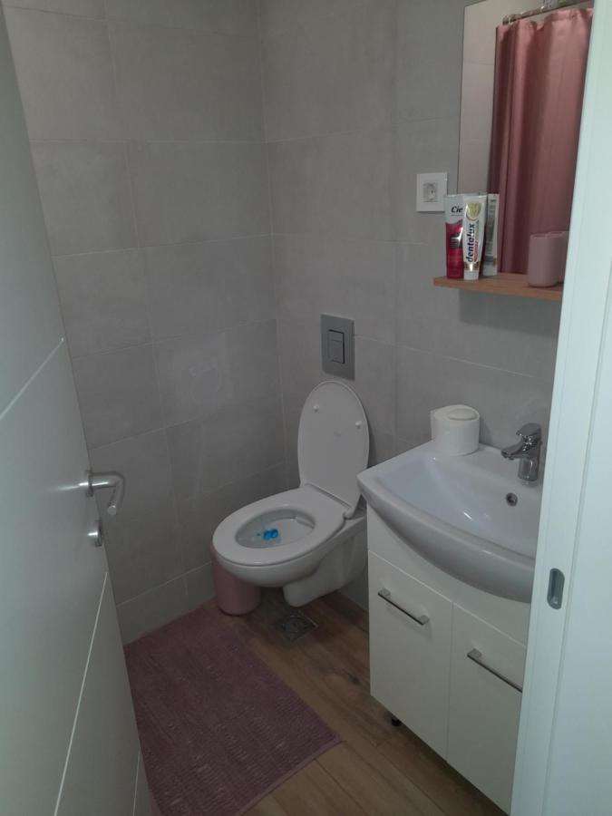 Apartment Rustik Novi Sad Bagian luar foto